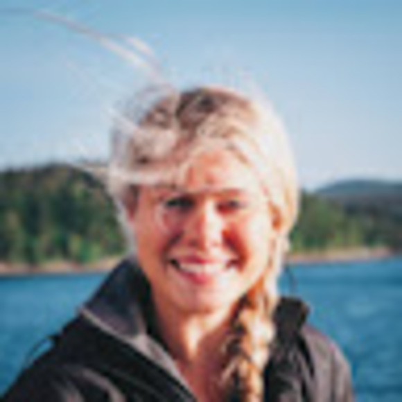 Meet your Posher, Ellie - Picture 1 of 1